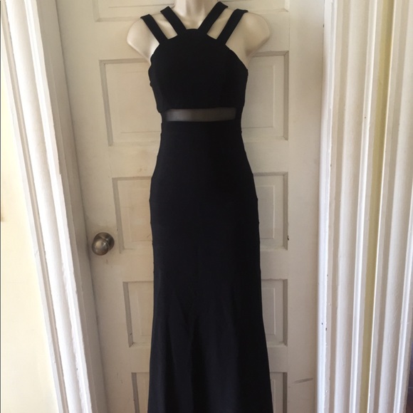 Classy black prom gown - Picture 1 of 1